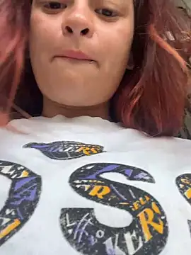 Snapshot of MiaLujan_ chatting on February 18, 2025, 10:03 pm MiaLujan online show from February 18, 2025, 10:03 pm