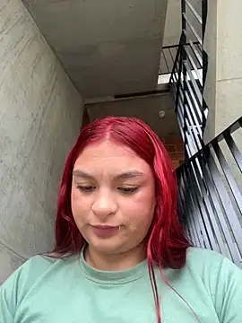 Snapshot of MiaLujan_ chatting on November 10, 2025, 11:31 am MiaLujan online show from November 10, 2025, 11:31 am