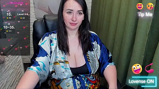Snapshot of Kendra_SXY chatting on January 24, 2025, 2:07 am Kendra SXY online show from January 24, 2025, 2:07 am