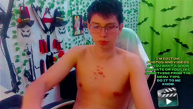 Andy gray online show from November 17, 2025, 11:10 pm