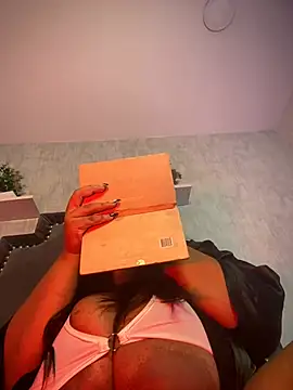 ailynBlaze online show from February 25, 2025, 6:09 pm