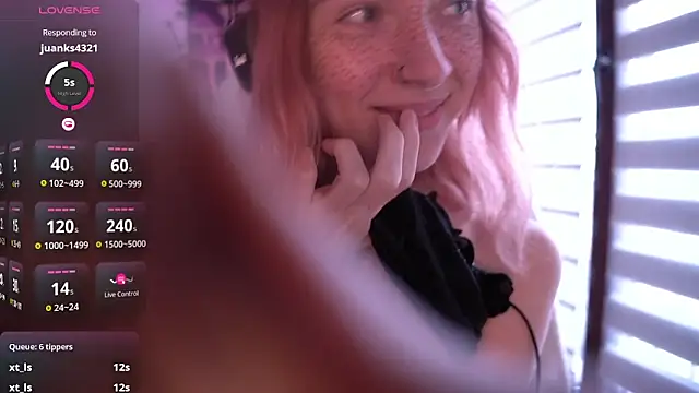 Snapshot of juliapie chatting on December 18, 2024, 7:58 am juliapie online show from December 18, 2024, 7:58 am