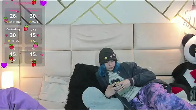 -kisa  online show from November 5, 2025, 1:49 am