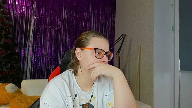 Seductive She Wolf online show from January 31, 2025, 6:25 pm