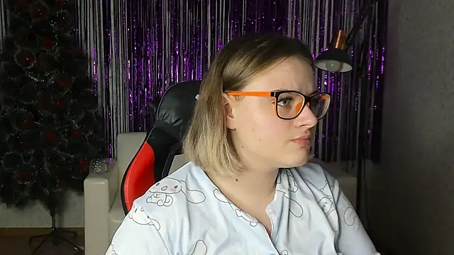 Seductive She Wolf online show from February 5, 2025, 3:42 pm