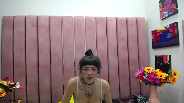 Snapshot of Samantha_Smiith chatting on December 14, 2024, 3:07 am Samantha Smiith online show from December 14, 2024, 3:07 am