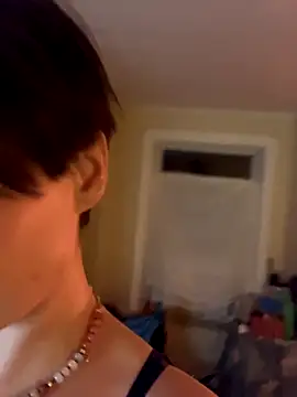 KatieBARBiE98 online show from October 27, 2025, 4:49 am