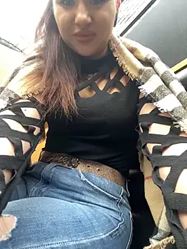 Snapshot of beautydiamond chatting on January 21, 2025, 7:26 am beautydiamond online show from January 21, 2025, 7:26 am