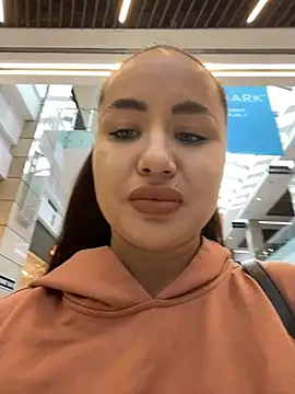 Snapshot of beautydiamond chatting on January 23, 2025, 7:54 am beautydiamond online show from January 23, 2025, 7:54 am