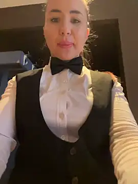 Snapshot of beautydiamond chatting on February 7, 2025, 8:11 am beautydiamond online show from February 7, 2025, 8:11 am