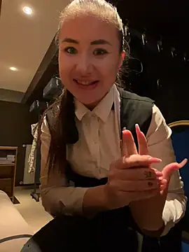 Snapshot of beautydiamond chatting on February 9, 2025, 8:44 am beautydiamond online show from February 9, 2025, 8:44 am