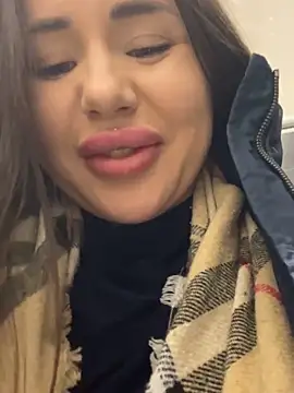 Snapshot of beautydiamond chatting on February 12, 2025, 11:29 am beautydiamond online show from February 12, 2025, 11:29 am