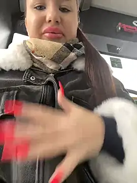 Snapshot of beautydiamond chatting on February 16, 2025, 8:32 am beautydiamond online show from February 16, 2025, 8:32 am