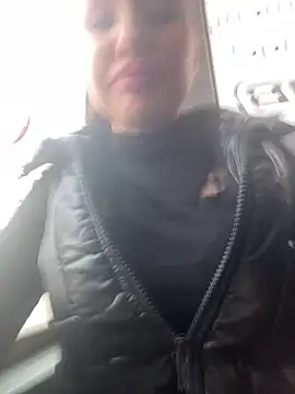 Snapshot of beautydiamond chatting on March 15, 2025, 7:42 am beautydiamond online show from March 15, 2025, 7:42 am