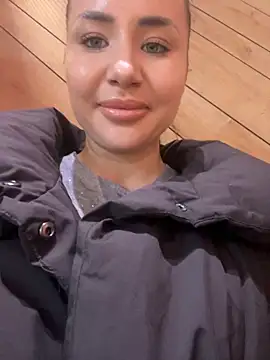 Snapshot of beautydiamond chatting on December 1, 2025, 10:09 am beautydiamond online show from December 1, 2025, 10:09 am