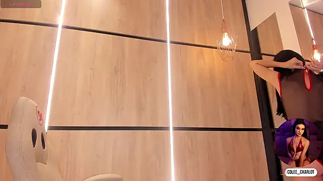 Snapshot of charlotte_colee chatting on October 30, 2025, 11:33 am charlotte colee online show from October 30, 2025, 11:33 am