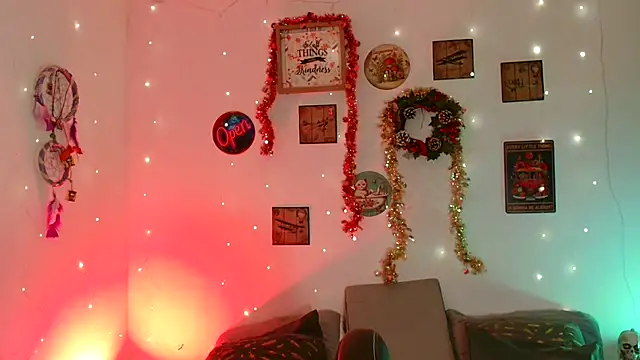 catalinamommyx online show from December 4, 2025, 1:48 am