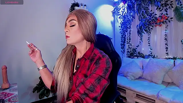 karol elegance  online show from November 14, 2025, 1:10 pm