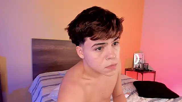 justinbiler online show from February 23, 2025, 12:27 pm