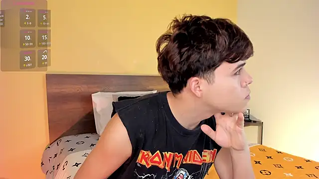 justinbiler online show from March 12, 2025, 12:36 pm