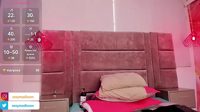 Snapshot of MADISSONLOVE_ chatting on February 20, 2025, 5:07 pm MADISSONLOVE online show from February 20, 2025, 5:07 pm