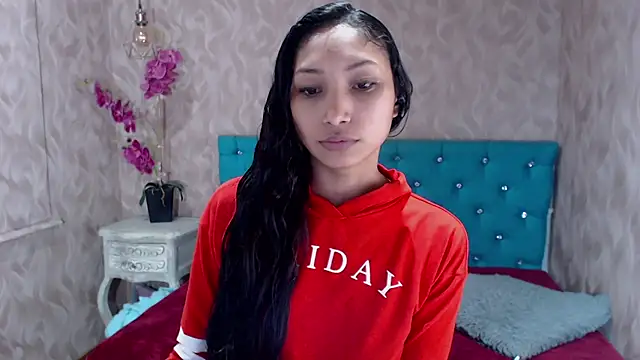 MadelineDoll online show from March 1, 2025, 10:02 am