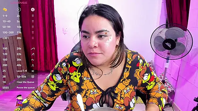 Snapshot of Sharon_hils chatting on January 7, 2025, 4:16 pm Sharon hils online show from January 7, 2025, 4:16 pm