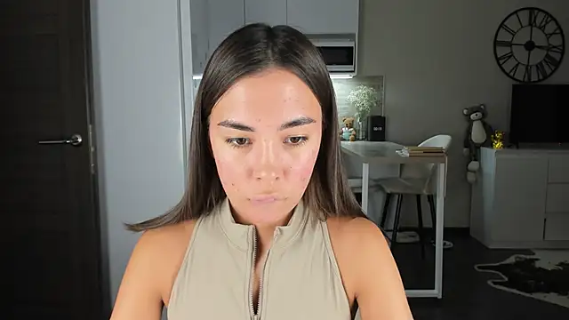 nilliluv online show from October 31, 2025, 10:00 pm