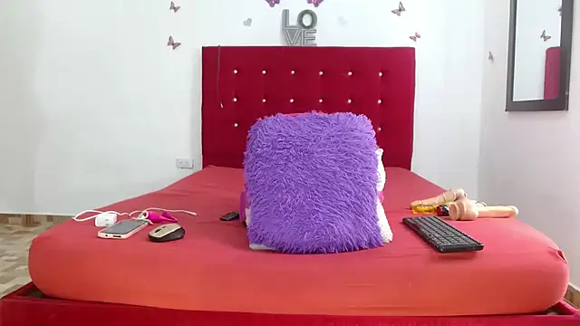 kattysex74 online show from November 14, 2025, 3:11 pm