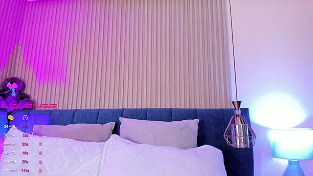 kathecute   online show from January 10, 2025, 1:42 am