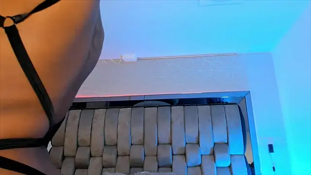 Snapshot of ChaynnaCooper chatting on February 12, 2025, 12:12 pm ChaynnaCooper online show from February 12, 2025, 12:12 pm