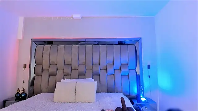 Snapshot of ChaynnaCooper chatting on February 21, 2025, 12:06 pm ChaynnaCooper online show from February 21, 2025, 12:06 pm