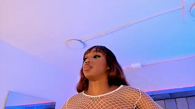 Snapshot of ChaynnaCooper chatting on February 27, 2025, 6:20 pm ChaynnaCooper online show from February 27, 2025, 6:20 pm