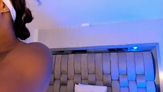 Snapshot of ChaynnaCooper chatting on March 15, 2025, 12:34 pm ChaynnaCooper online show from March 15, 2025, 12:34 pm