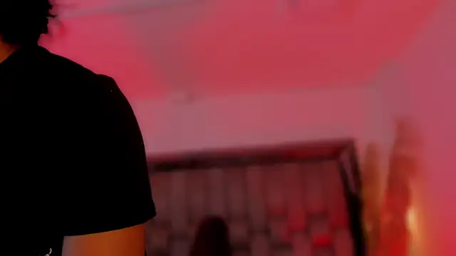 Snapshot of ChaynnaCooper chatting on November 28, 2025, 4:04 am ChaynnaCooper online show from November 28, 2025, 4:04 am