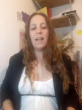 SofiEstevez online show from November 22, 2025, 9:36 pm