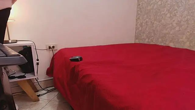 Snapshot of nicol_f chatting on March 18, 2025, 7:10 pm nicol f online show from March 18, 2025, 7:10 pm