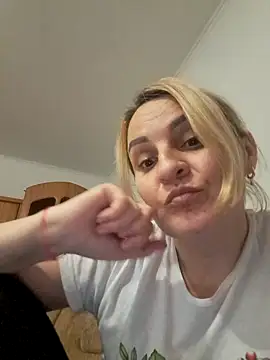 Malichkaanna30 online show from February 8, 2025, 3:53 pm