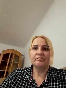 Malichkaanna30 online show from March 14, 2025, 5:35 pm