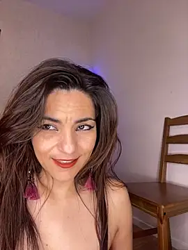 Snapshot of Chanel_shaw chatting on November 5, 2025, 12:54 am Chanel shaw online show from November 5, 2025, 12:54 am