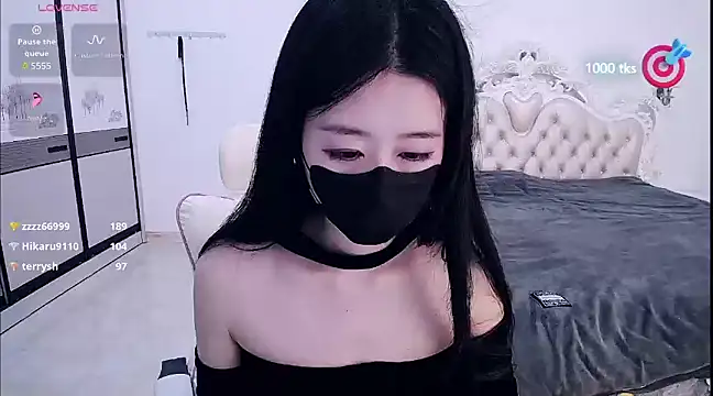 CN-xiaofei online show from March 7, 2025, 6:02 am