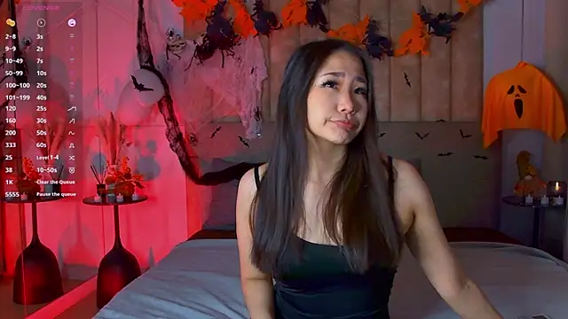 Snapshot of RizeShiro chatting on November 4, 2025, 5:28 am RizeShiro online show from November 4, 2025, 5:28 am