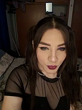 dulcenia rose online show from September 17, 2025, 3:08 am