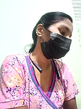 anusiya01 online show from January 4, 2025, 5:26 pm