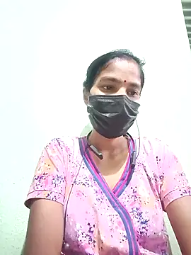 anusiya01 online show from January 5, 2025, 2:27 am