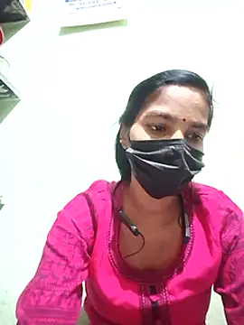 anusiya01 online show from January 7, 2025, 5:20 pm