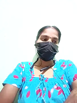 anusiya01 online show from February 5, 2025, 2:26 pm