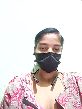 anusiya01 online show from March 1, 2025, 5:05 pm