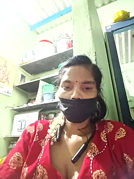 anusiya01 online show from March 18, 2025, 8:48 pm