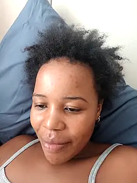 cattallinna98 online show from November 28, 2025, 1:14 pm